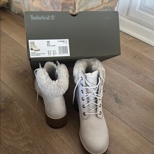 Timberland Women's White Boots